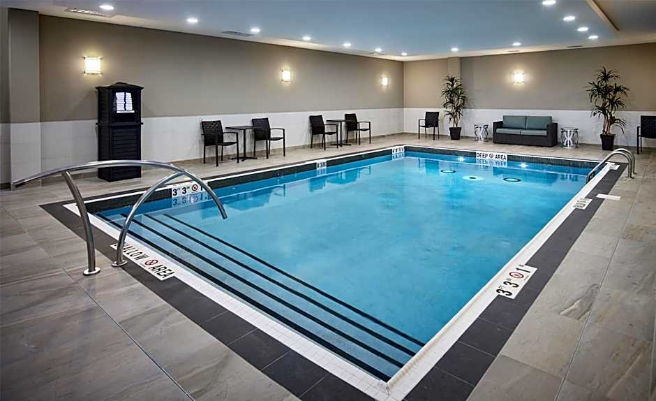 Homewood Suites by Hilton North Bay, Ontario, Canada