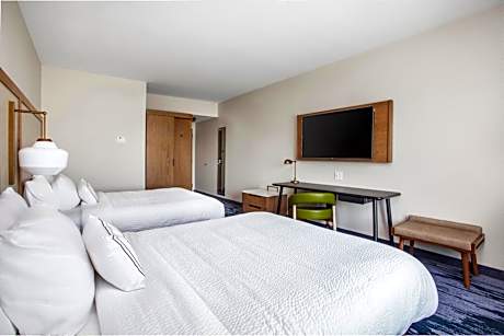 Double Queen Room