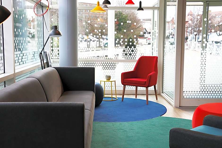 Holiday Inn Express Chester Racecourse By IHG