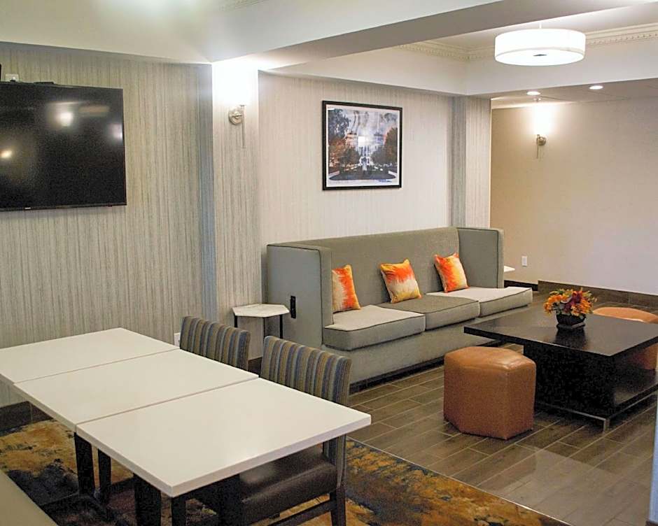 Hampton Inn By Hilton Marion