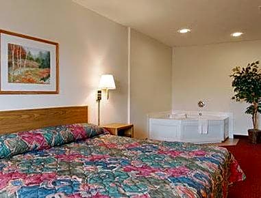Super 8 by Wyndham Crete