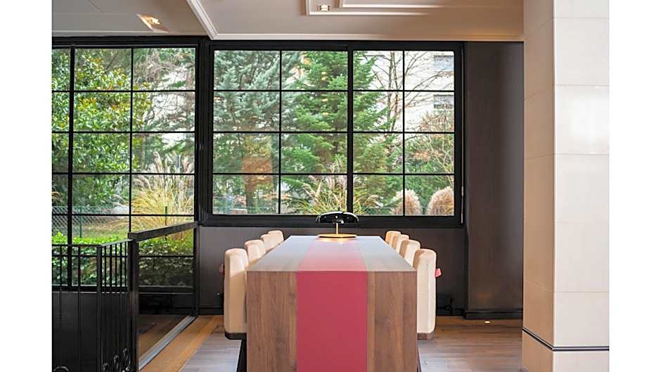 Crowne Plaza Geneva By IHG