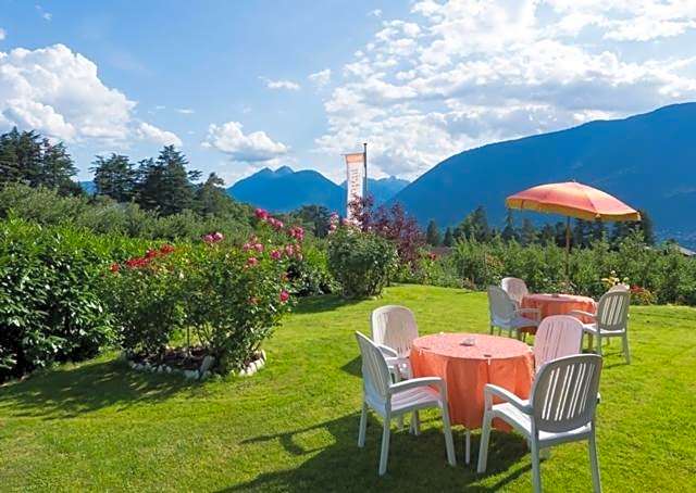 Guesthouse Pension Grafenstein