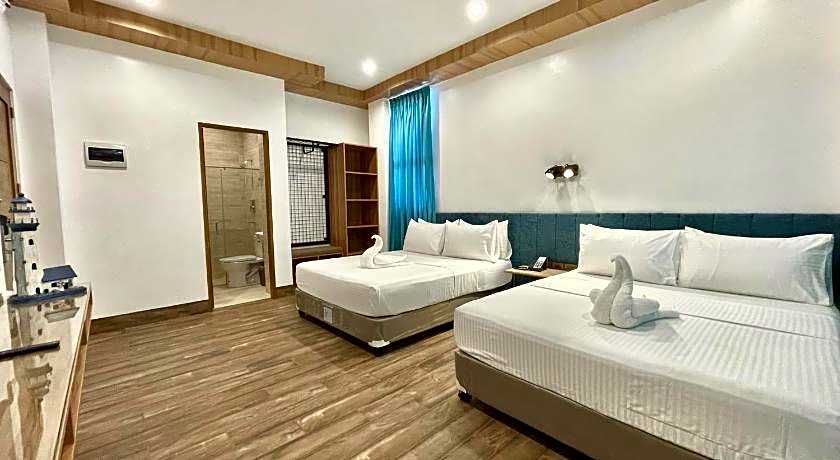 Lighthouse Point Hotel