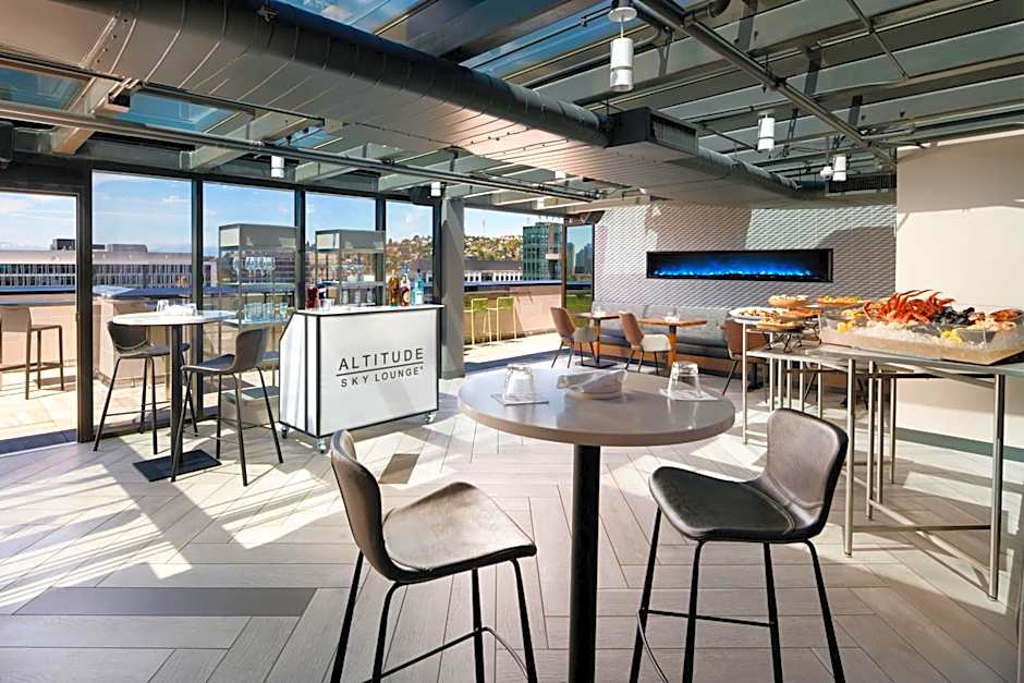 Astra Hotel, Seattle, a Tribute Portfolio Hotel by Marriott