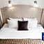 Happy Inn Rooms & Suites