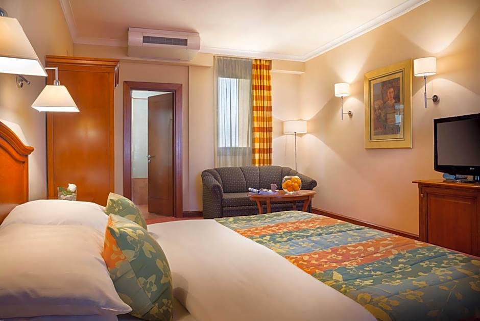 Best Western Premier Hotel Astoria