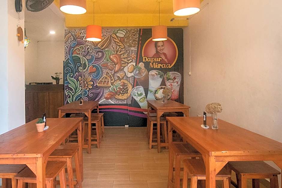 Miraa Guest House & Resto
