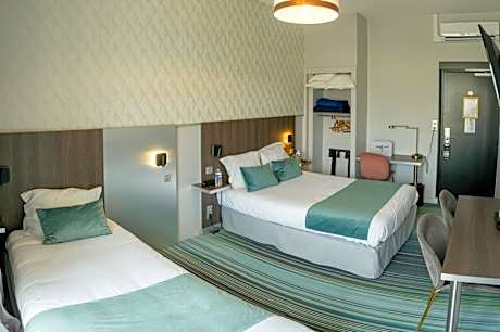 Comfort Triple Room