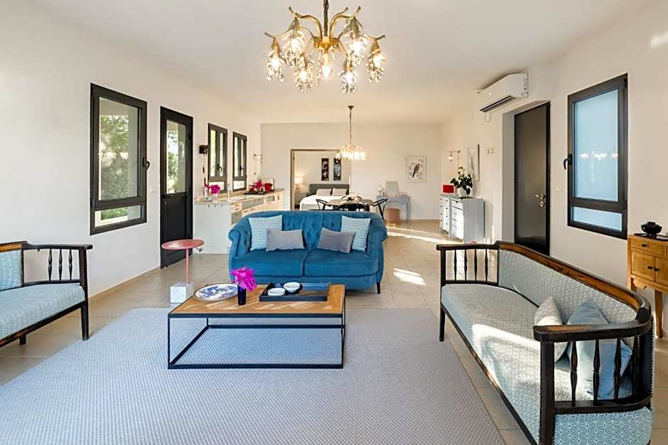 Yamim Suites On The Beach