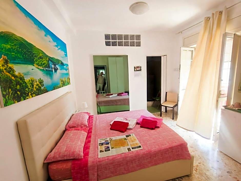 Anna e Augusto B&B --Embrace the world--4-minute walk from the Old Town丨Authentic local experience丨English-speaking staff and Wi-Fi - free shuttle to the station