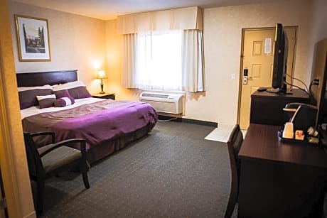 Double Room - Non-Smoking/No Pets