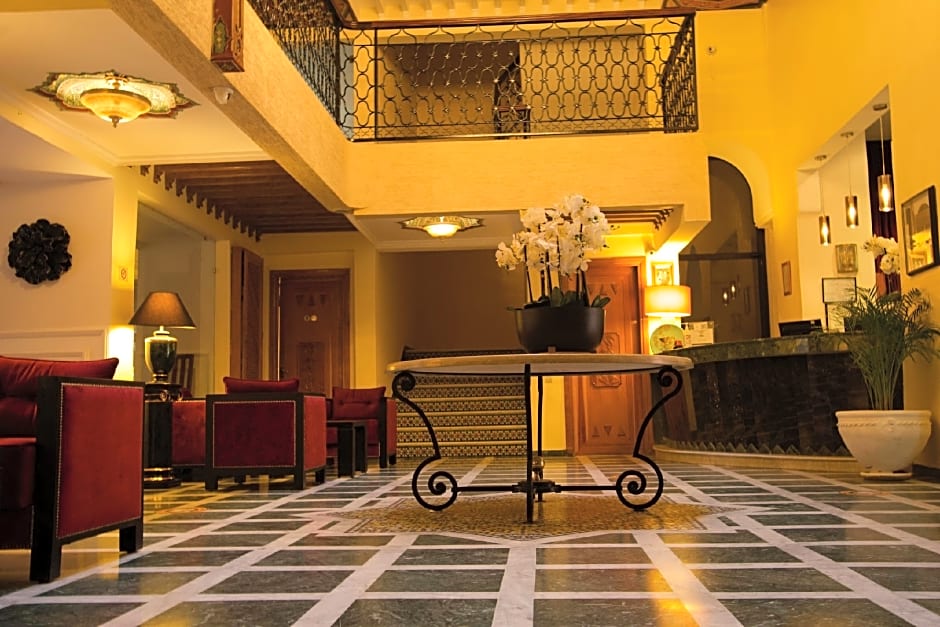 Hote les trois palmiers