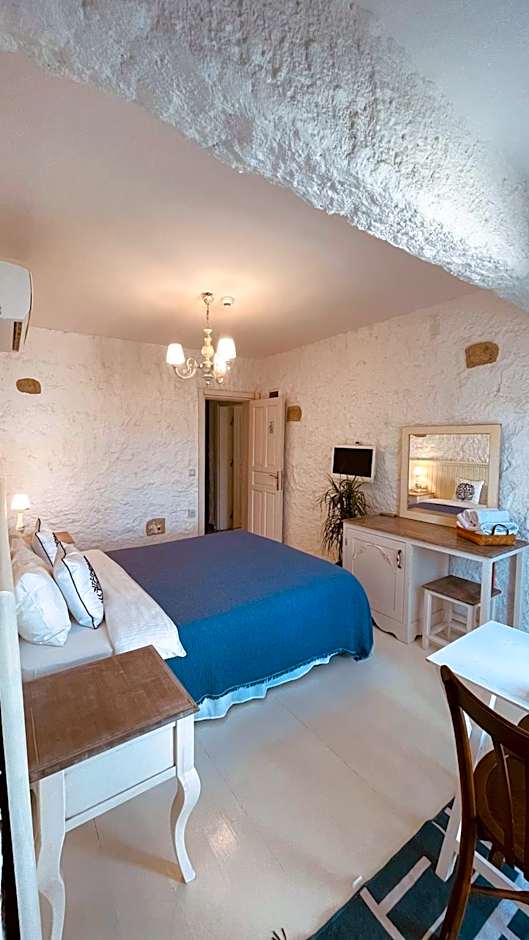 Mina Otel by Adda Alaçatı