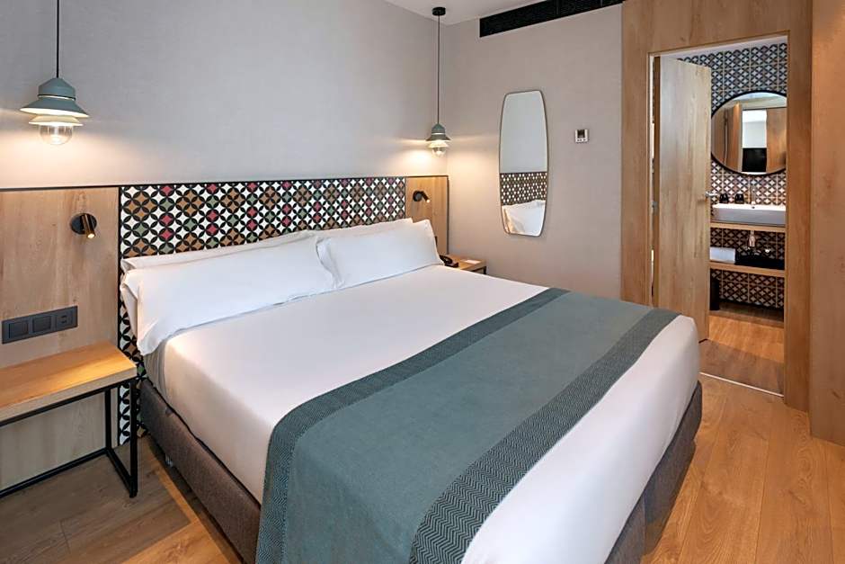 Catalonia Excelsior Hotel