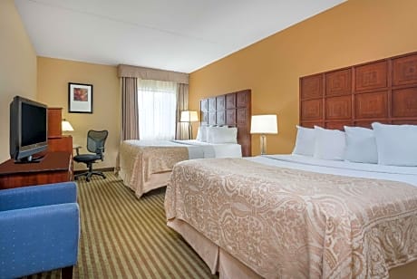 Queen Room with Two Queen Beds - Non-Smoking