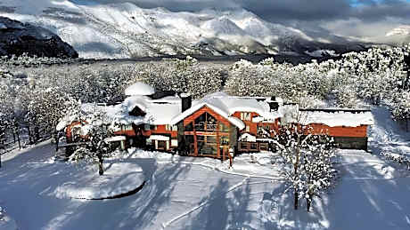 Rocanegra Mountain Lodge Chile