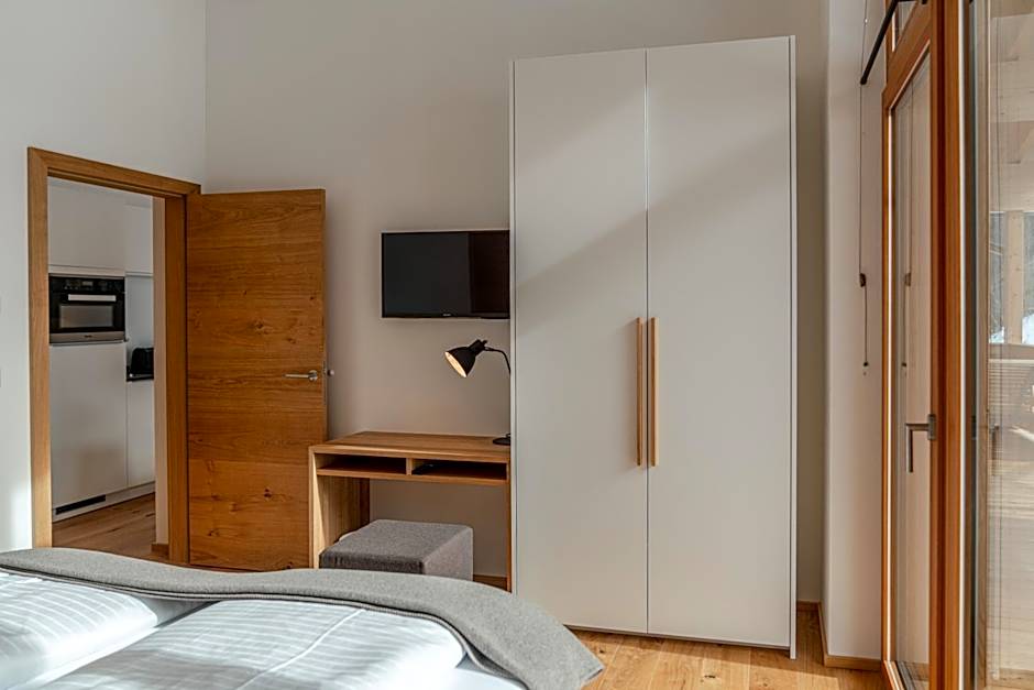 Skylodge Alpine Homes