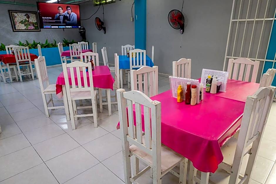 Hotel Las Palmas en Laurel