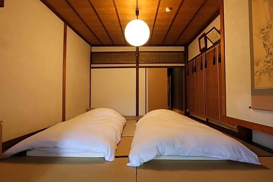 TEMPLE HOTEL TAKAYAMA ZENKOJI
