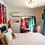 Marreros Guest Mansion - Adult Only
