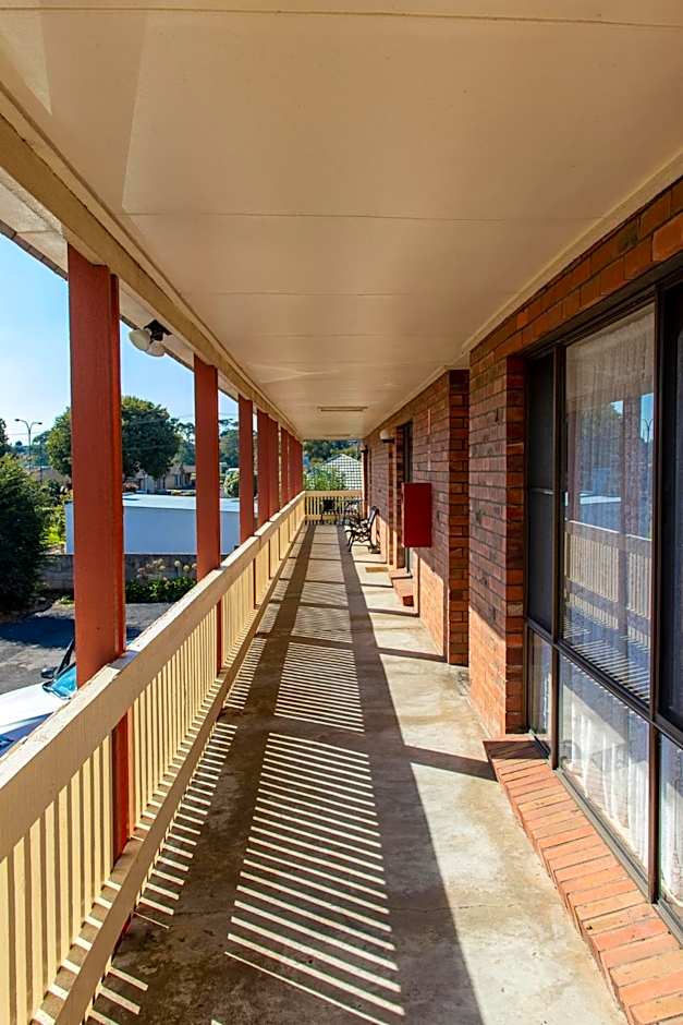 Arkana Motor Inn & Terrace Apartments