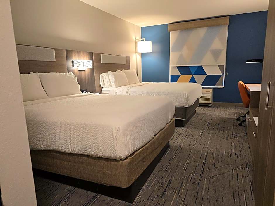 Holiday Inn Express & Suites - Smithfield/Selma By IHG