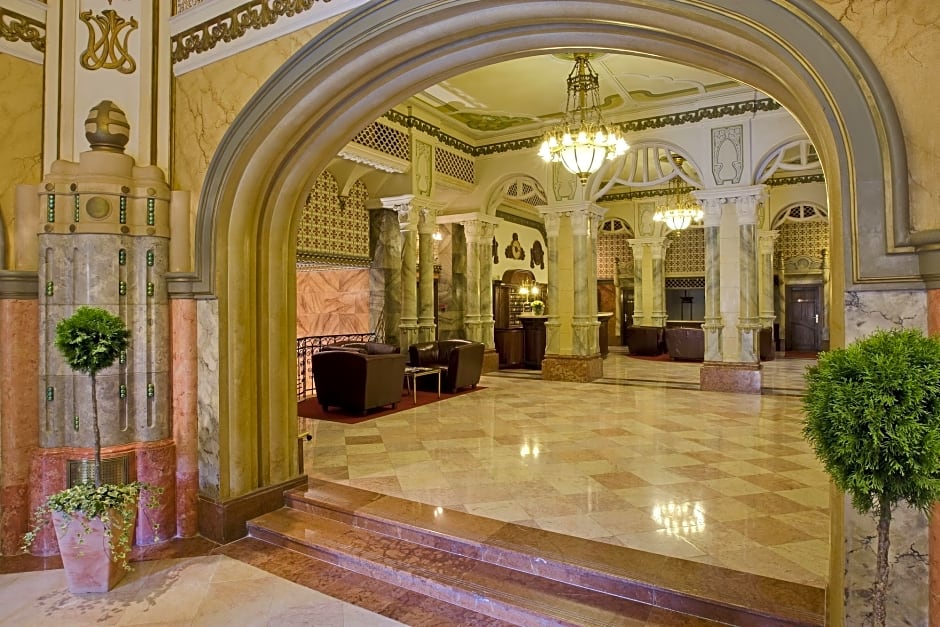 Palatinus Grand Hotel