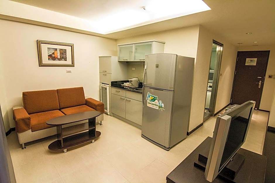 Katherine Plaza Hotel