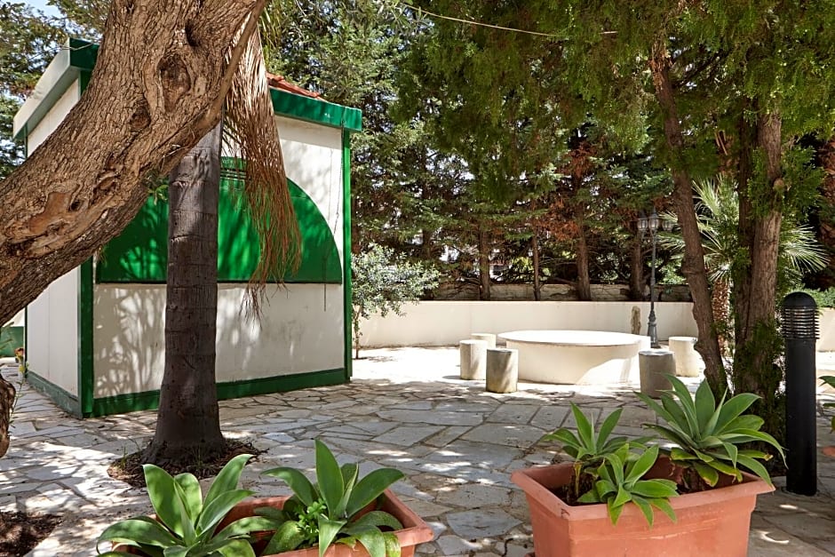 Zoukotel Hotel