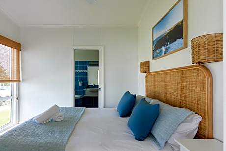 Deluxe Bungalow with Sea View