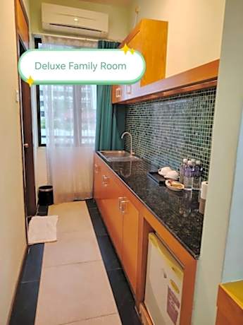 Deluxe Family Room