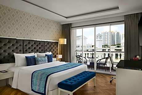 Hazel, Suite, 1 King, Garden view, Balcony: 2