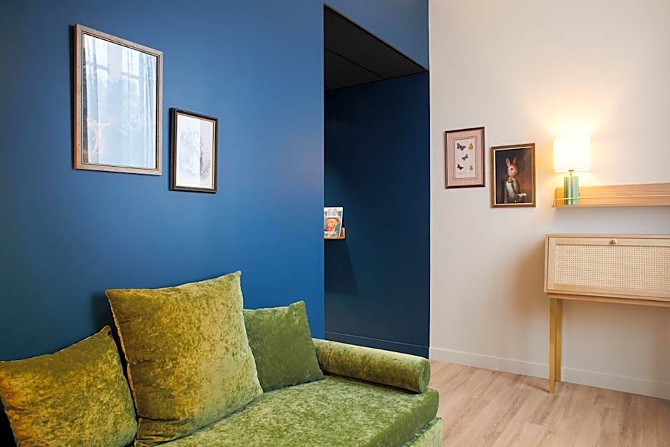 Square Lodge Hotel La Roche sur Yon - Handwritten Collection