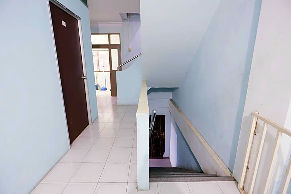 Hotel O Penginapan ReniNearMall Nagoya Hill