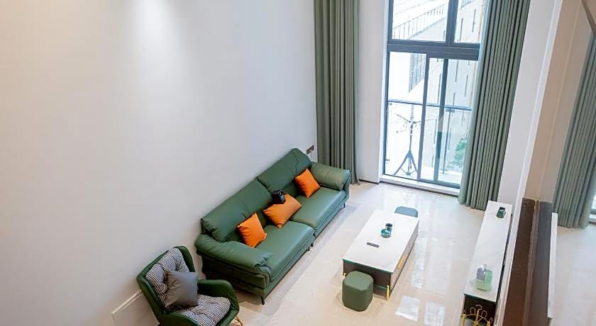 Sunny Apartment Of Grand Continental