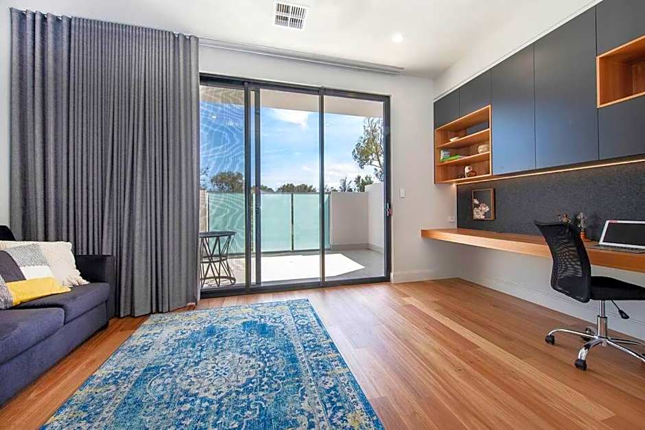 SUNSET CLIFFS luxury stay at Maslin Beach