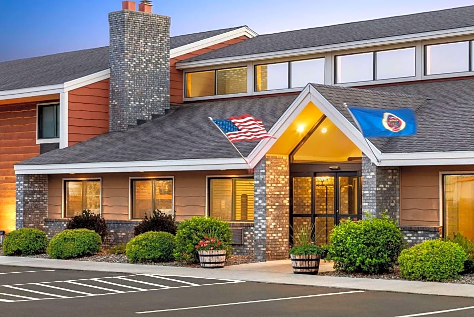 AmericInn by Wyndham Bemidji