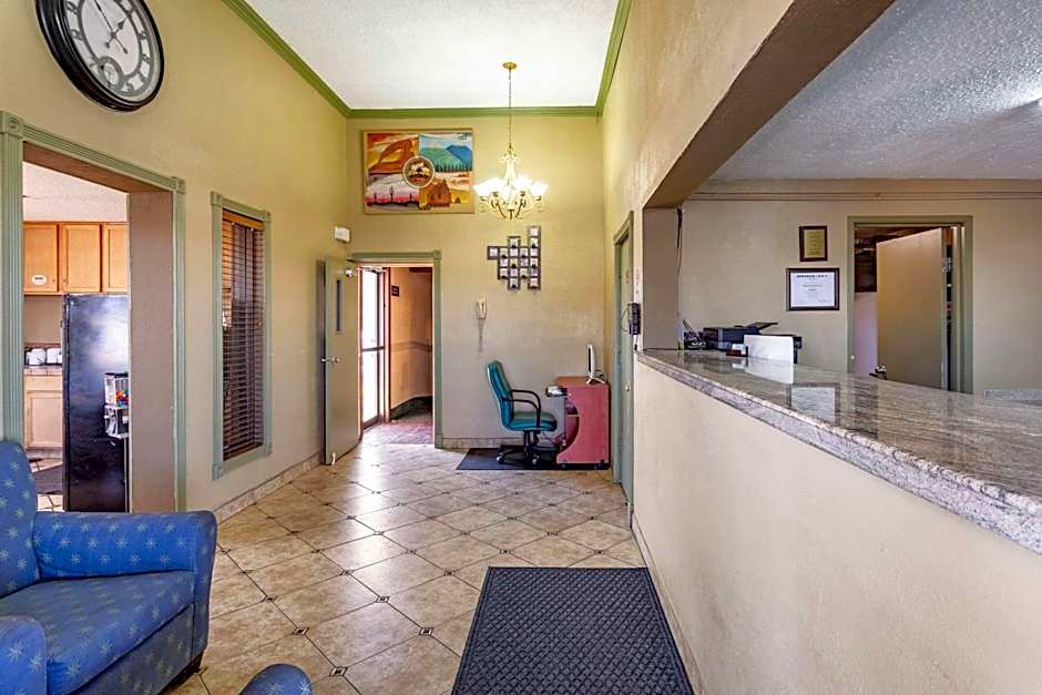 Rodeway Inn Farmington