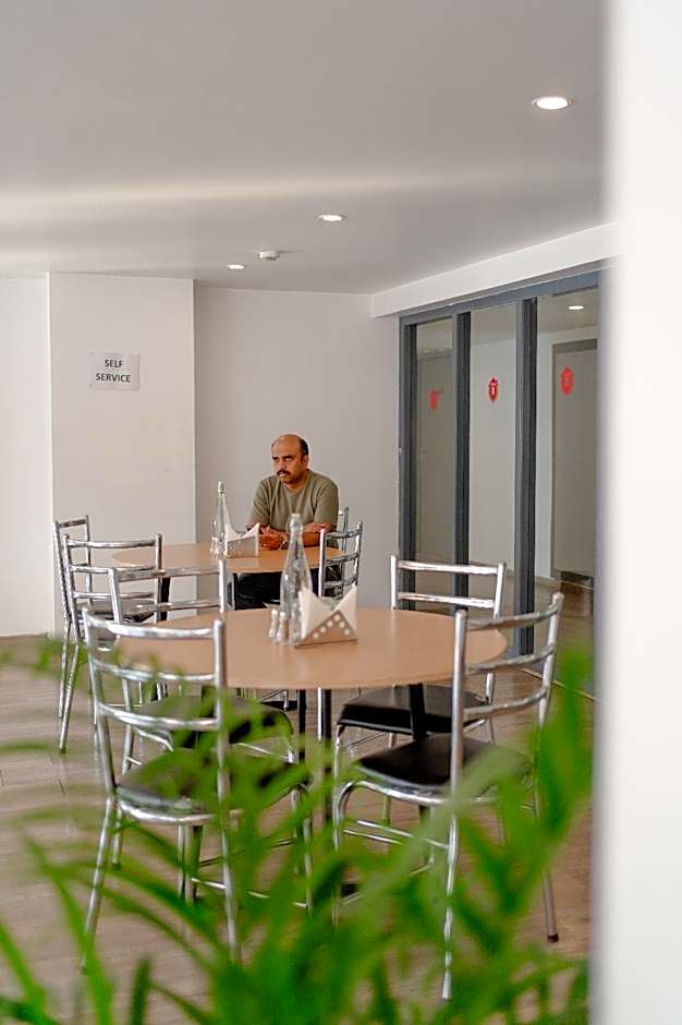 HOTEL ASRANI INTERNATIONAL