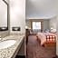 Super 8 by Wyndham Waverly