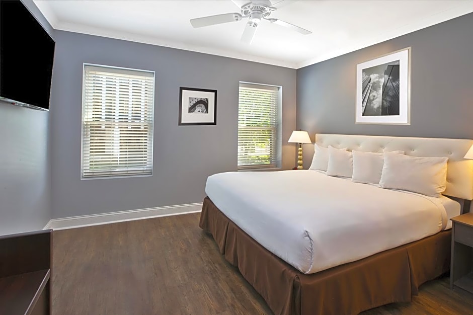 Hotel Chicago West Loop, SureStay Collection by Best Western