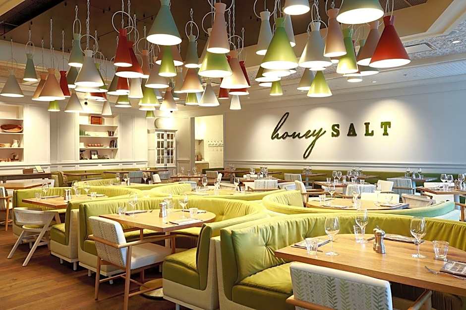 the DOUGLAS, Autograph Collection by Marriott