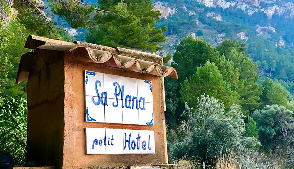 Sa Plana Petit Hotel