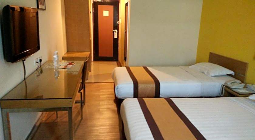 Tang Dynasty Lodge Tuaran