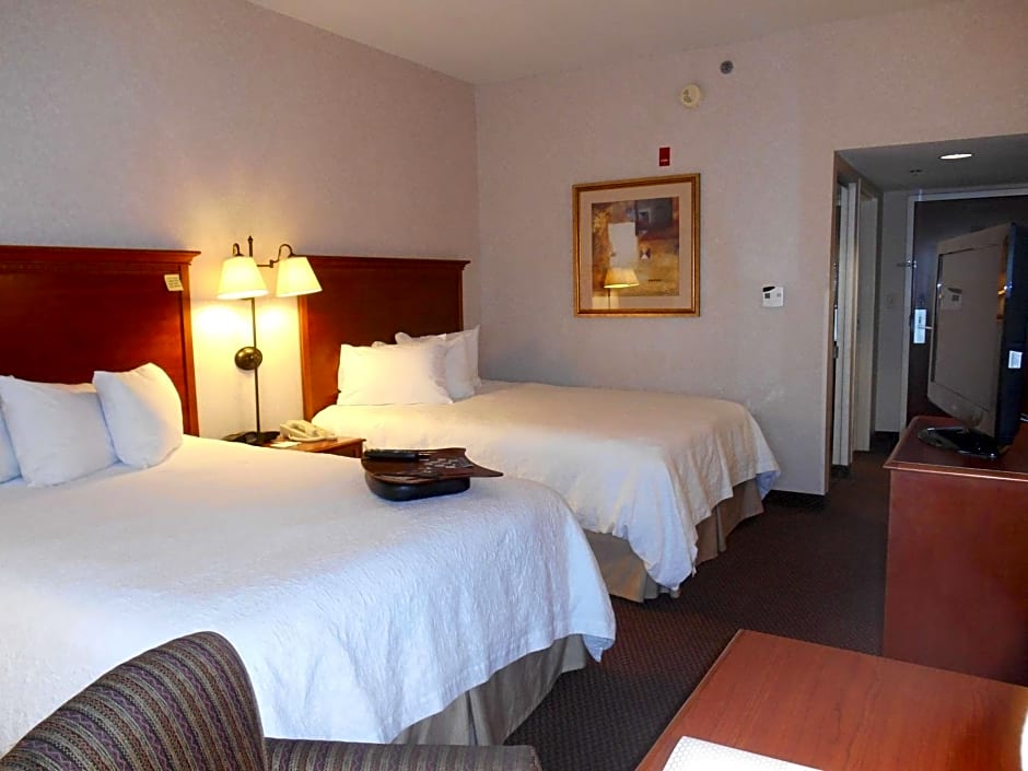 Hampton Inn By Hilton Columbus-Airport