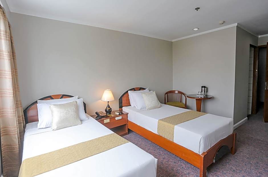 Holiday Plaza Hotel Cebu