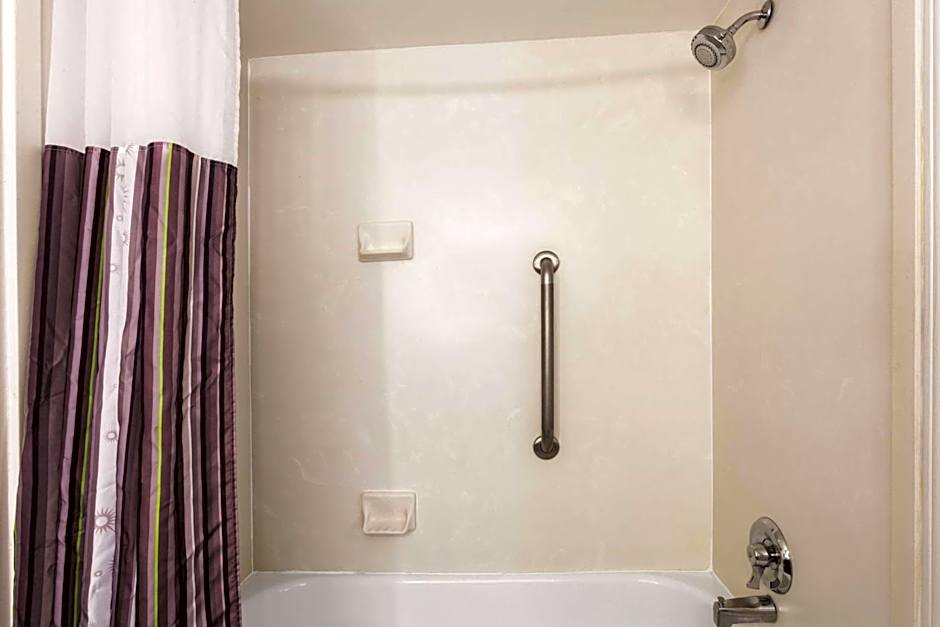 La Quinta by Wyndham Columbus North