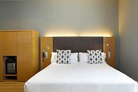 Quadruple Room with Balcony