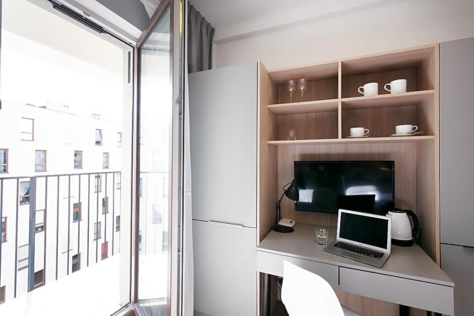 Self check-in Hostel Warsaw